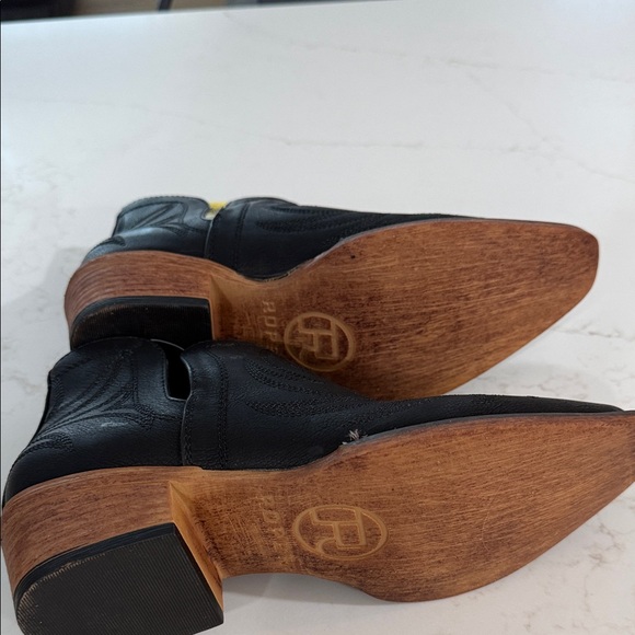 NWT Roper Black Ankle Booties - Picture 4 of 6